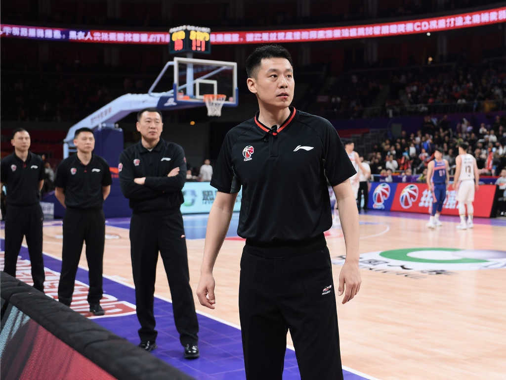 CBA裁判员培训升级，管理规范化再迈新步